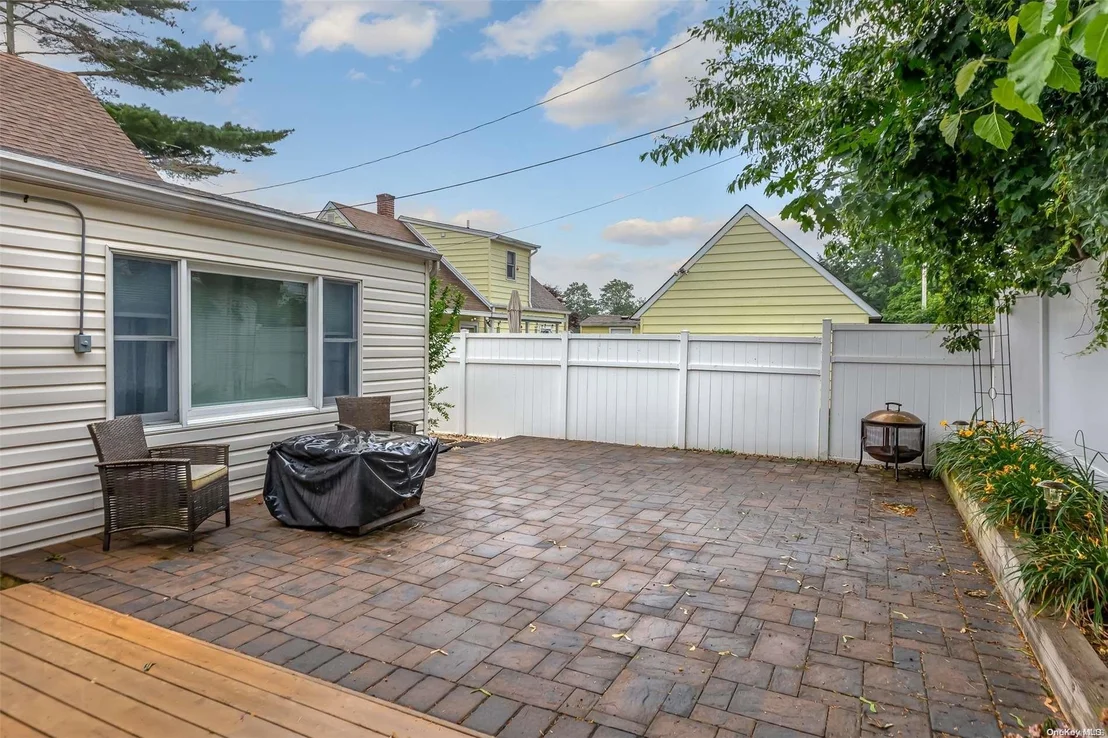 Photo of 60 Spring Lane