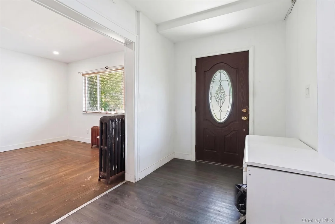 Photo of 1 Moore Avenue