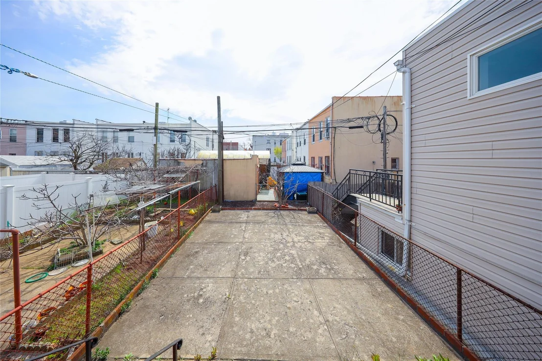 Photo of 2310 60th Street