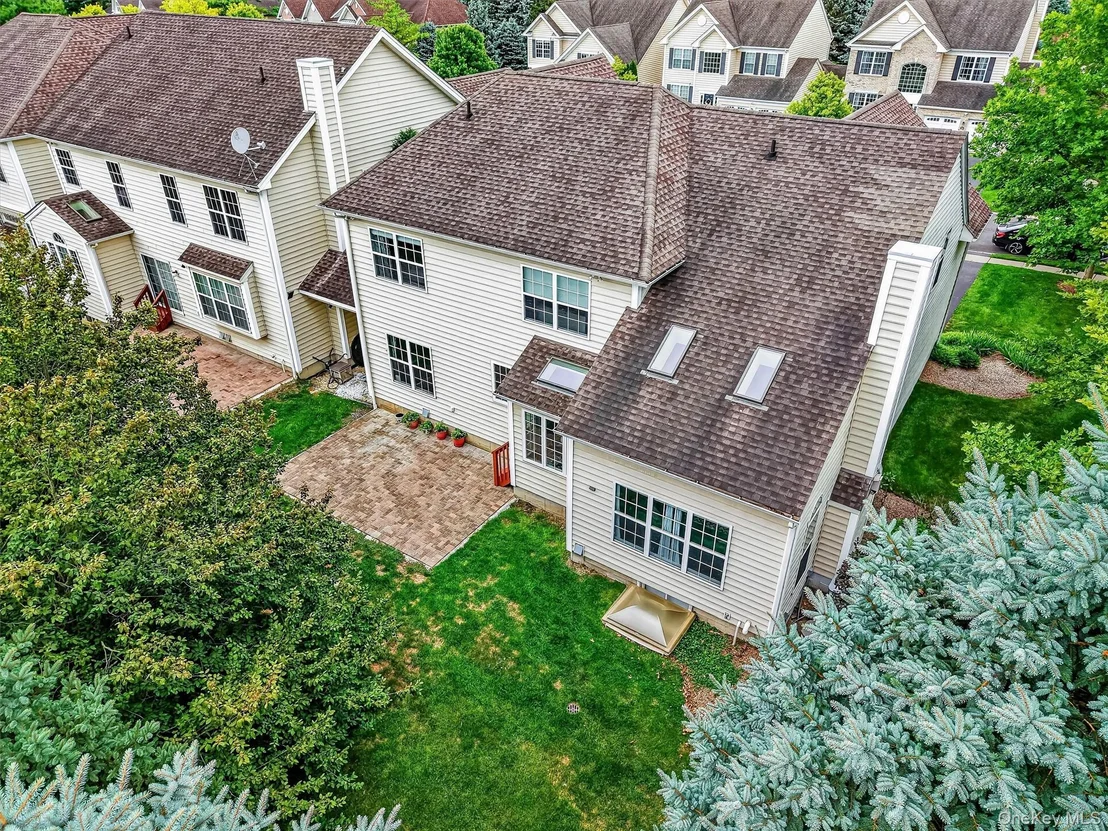 Photo of 201 Roosevelt Drive