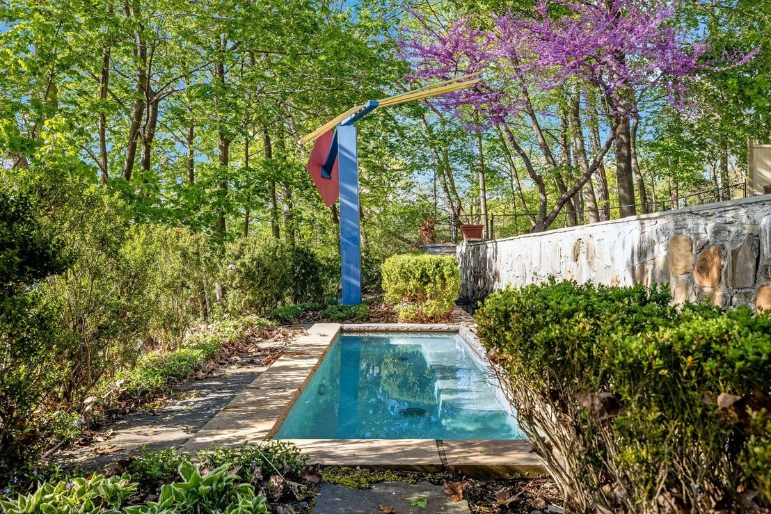 Photo of 444 River Road