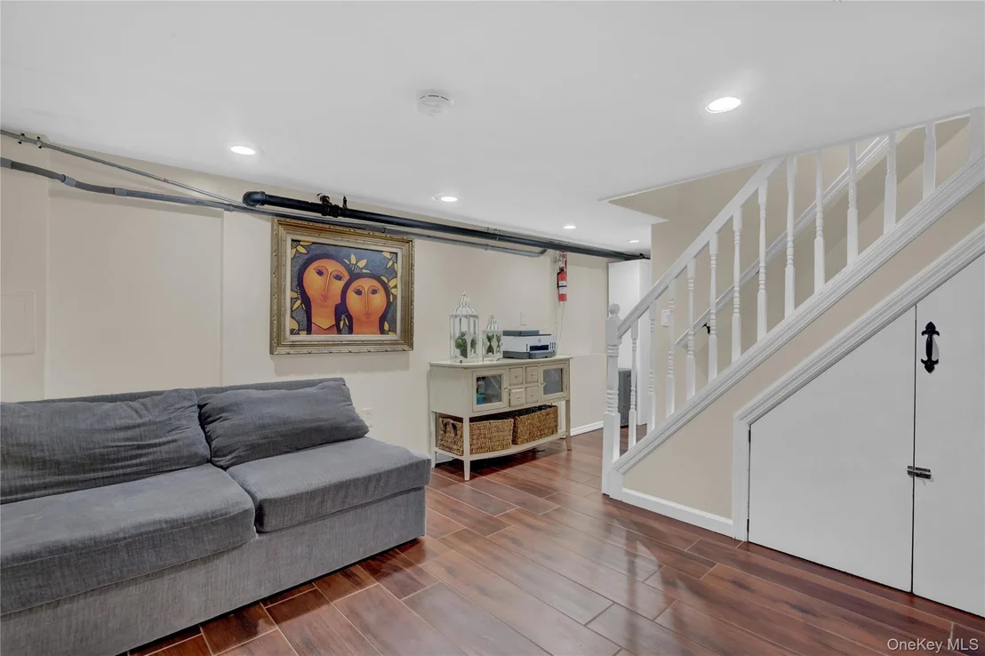 Photo of 48 Saint Marks Avenue