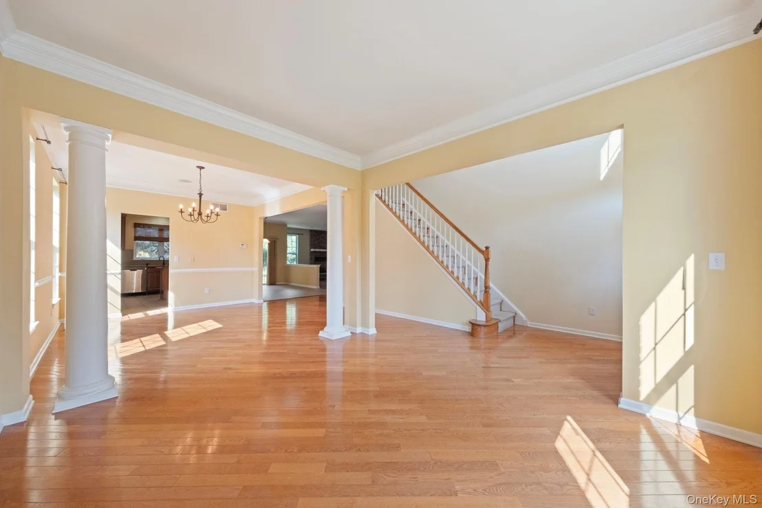 Photo of 421 Vassar Place