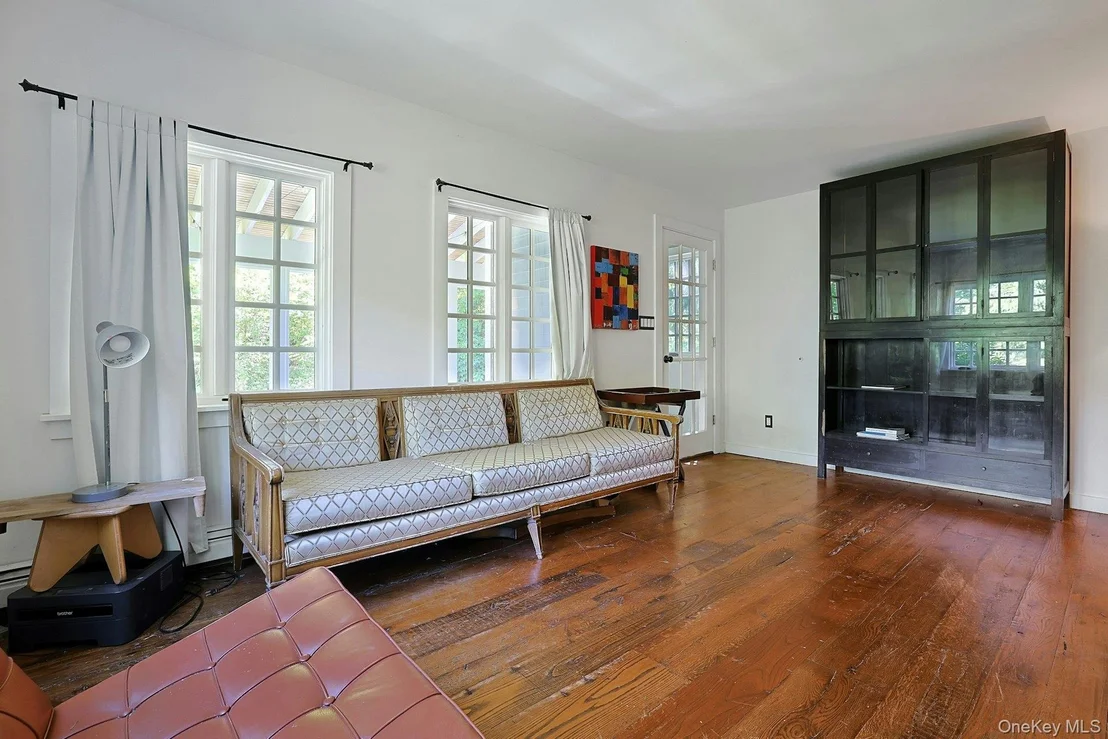 Photo of 65 Douglas Road