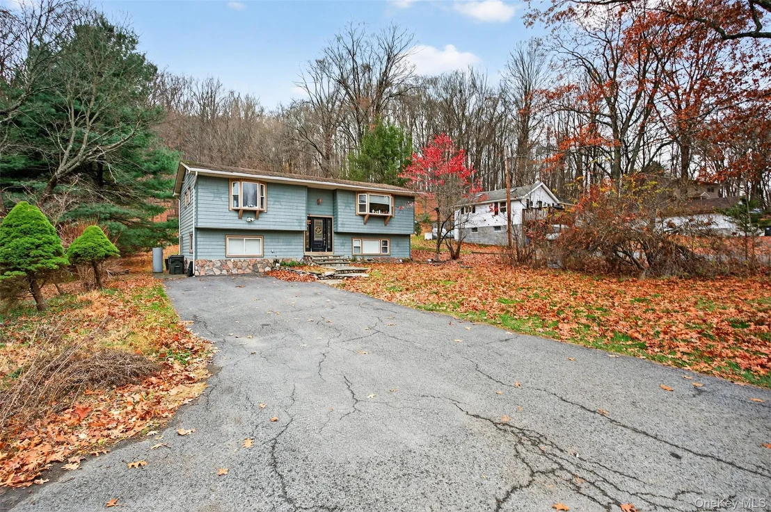 Photo of 39 Peddler Hill Road