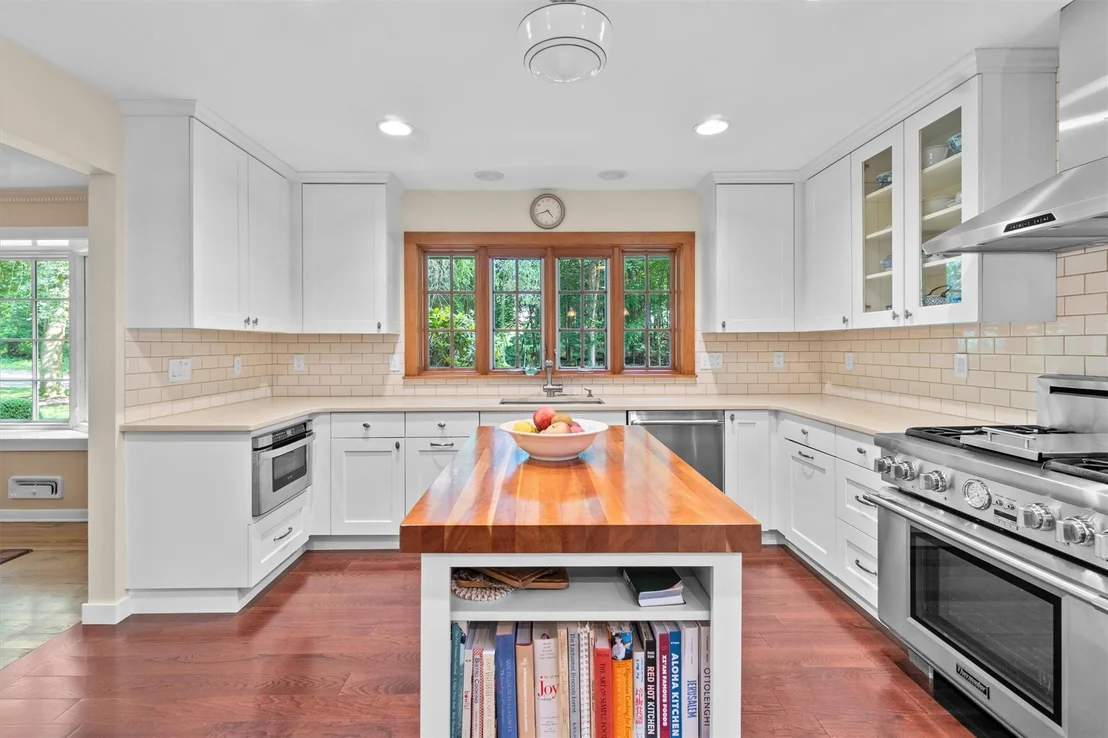 Photo of 150 Kingwood Park