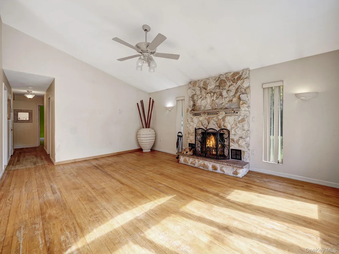 Photo of 111 Sycamore Drive