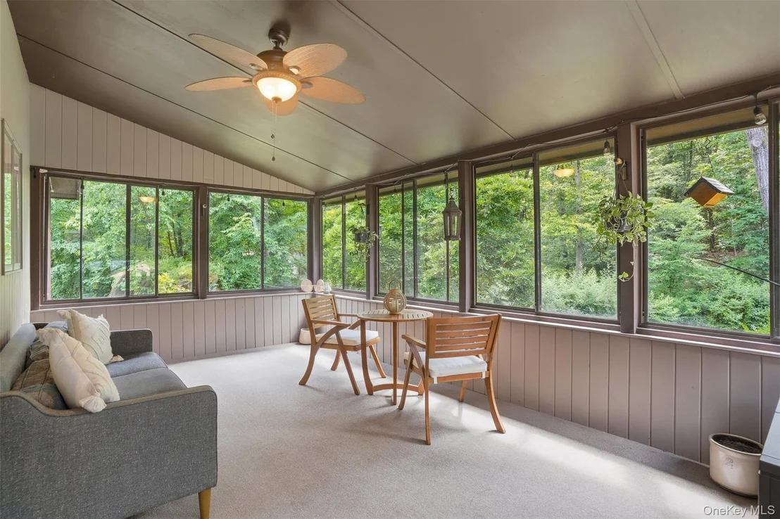 Photo of 17 Stoutenburgh Drive