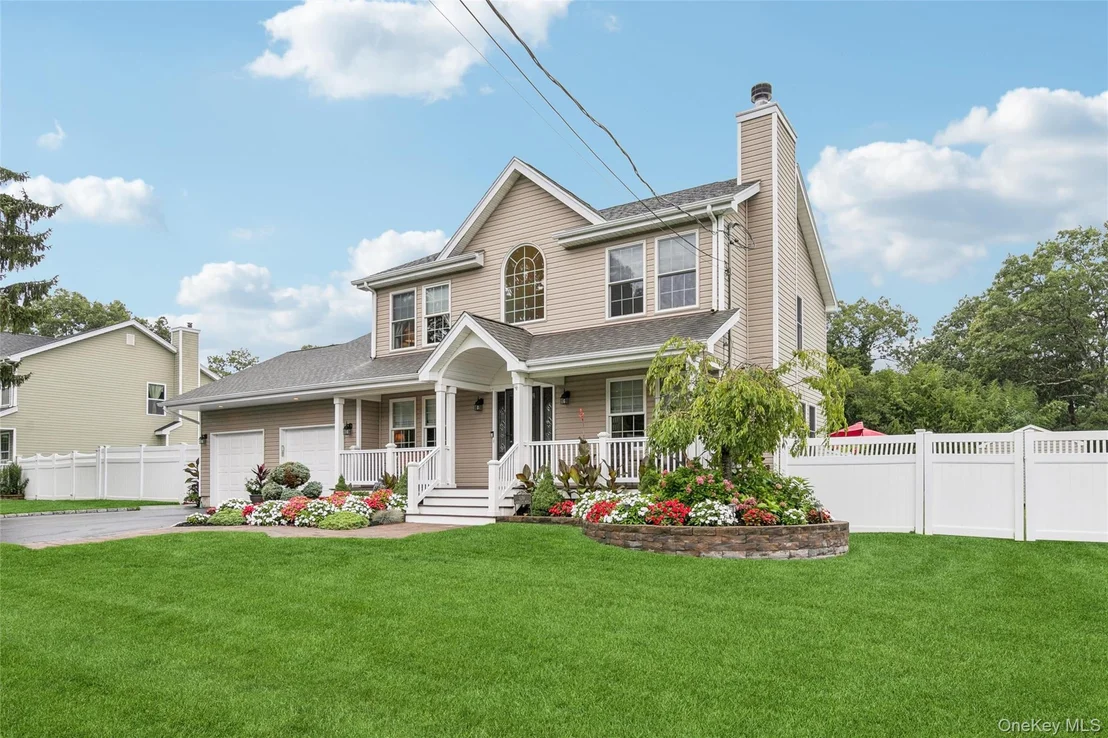 Photo of 406 Carnation Drive