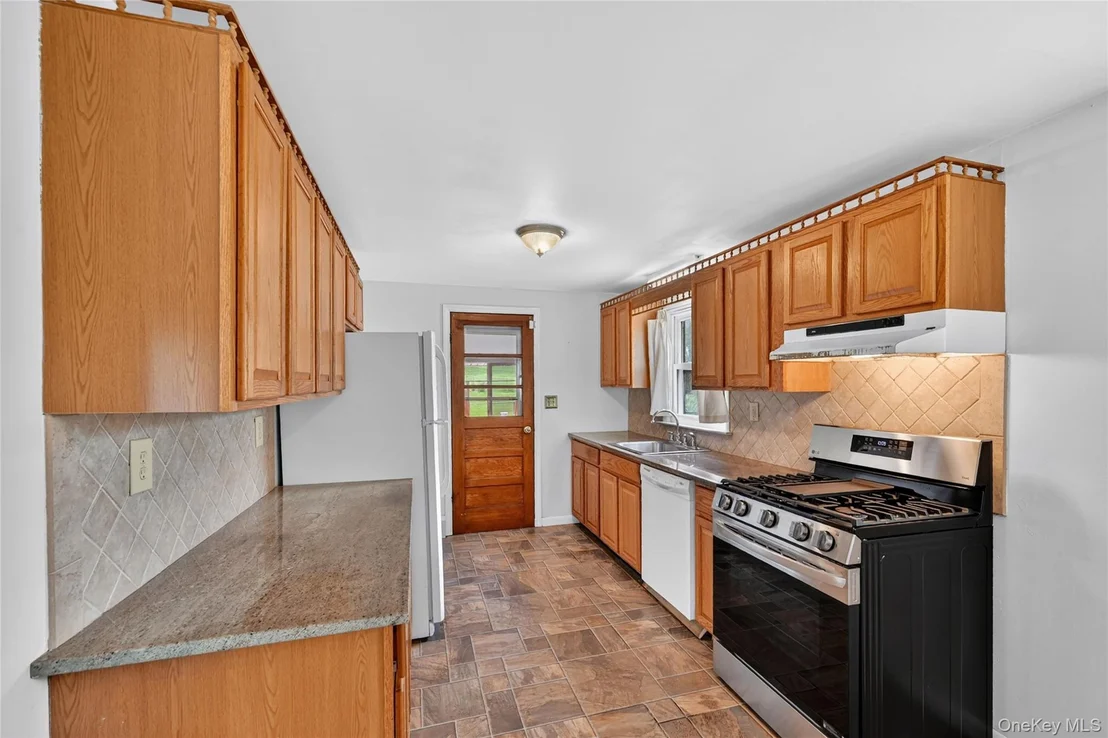 Photo of 31 Monarch Drive