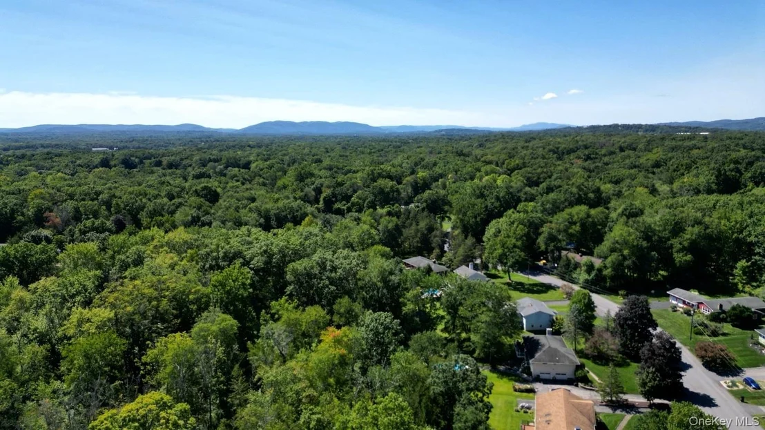 Photo of 24 Deer Run Road