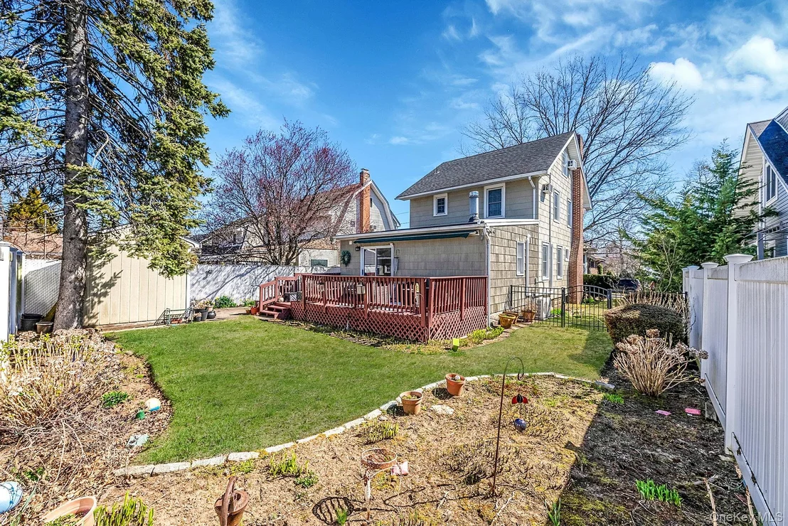 Photo of 33 Harding Avenue