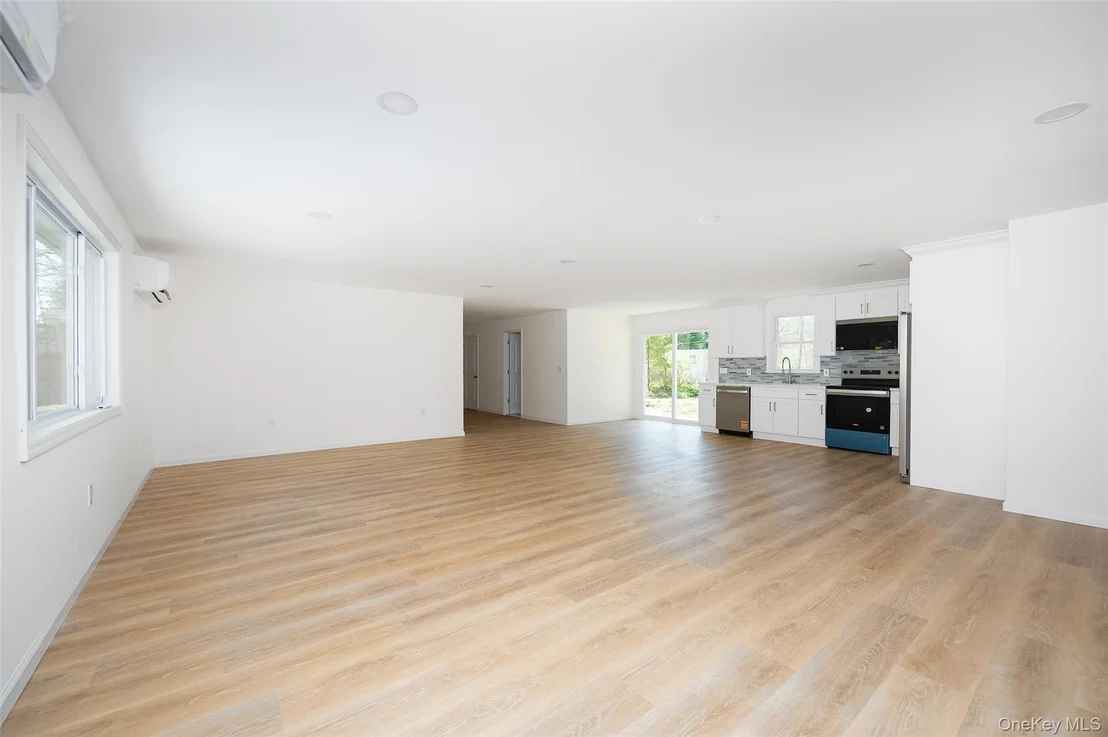 Photo of 7 Eckelman Drive