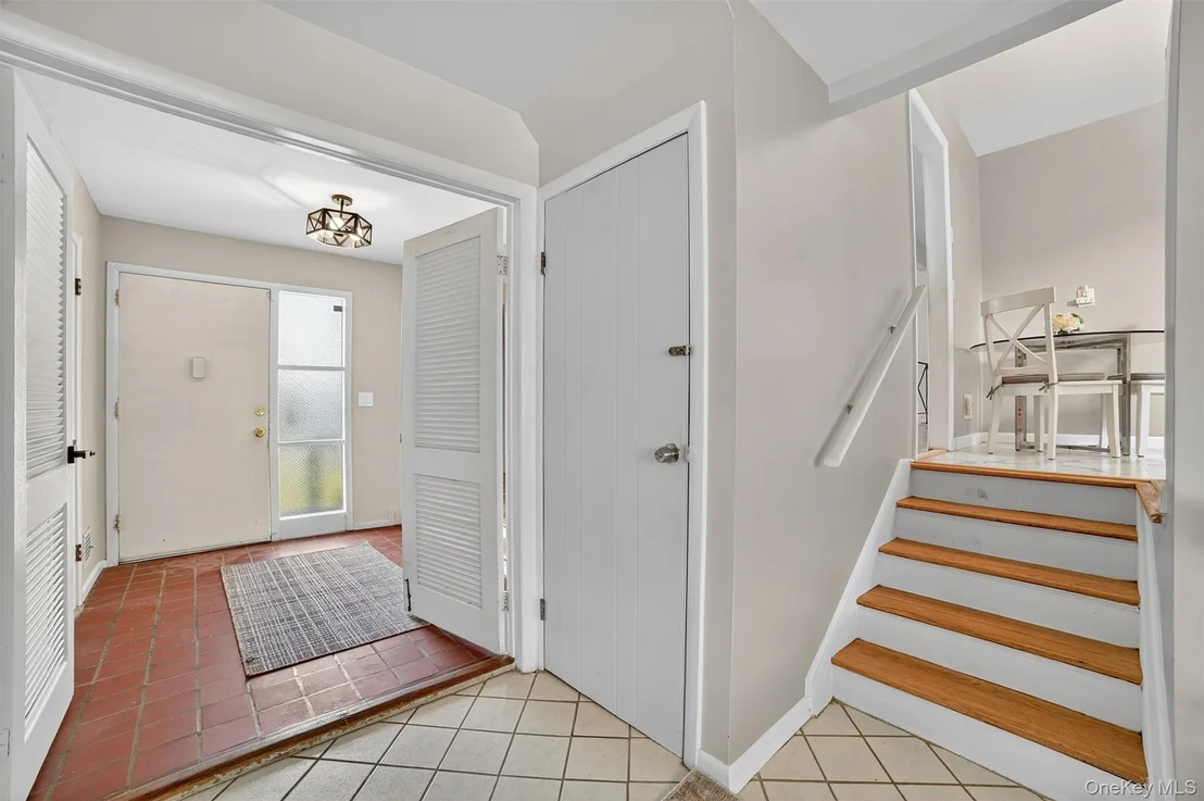 Photo of 14 Midway Road