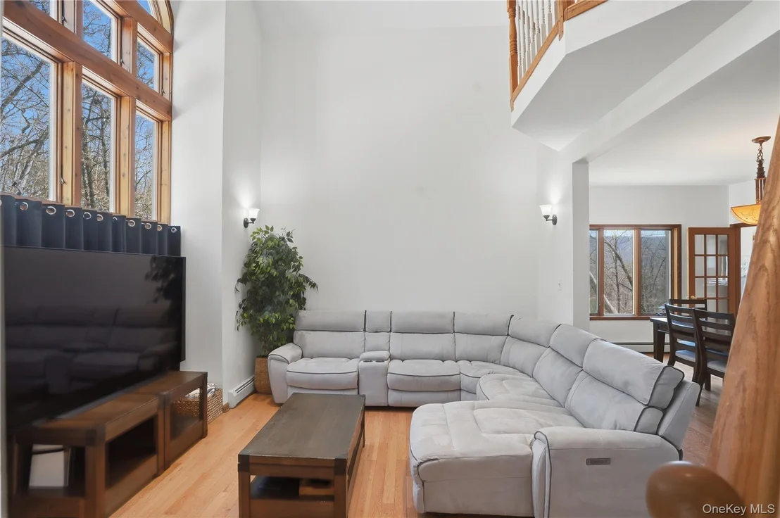 Photo of 9 Rustic Hills Road