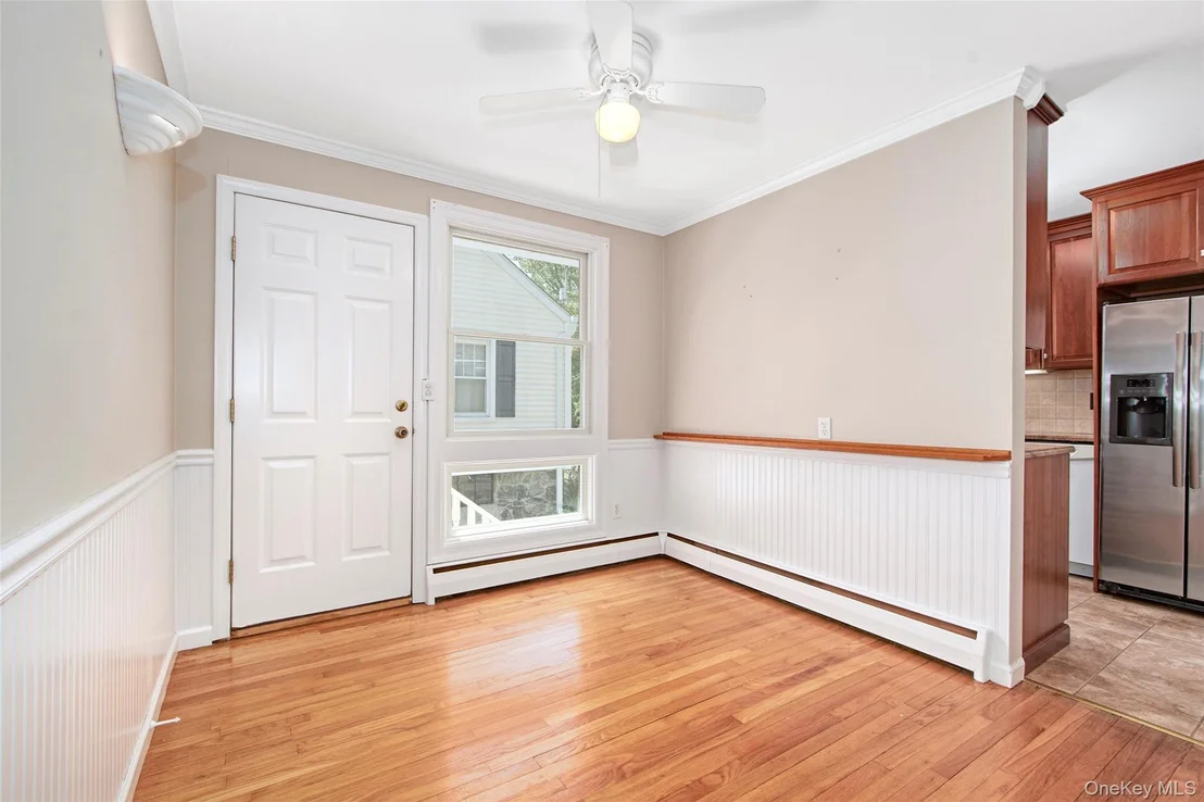 Photo of 121 Parkview Place