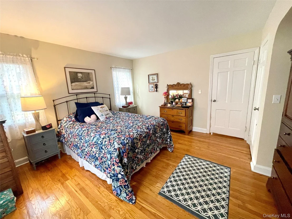 Photo of 4 Sylvan Way