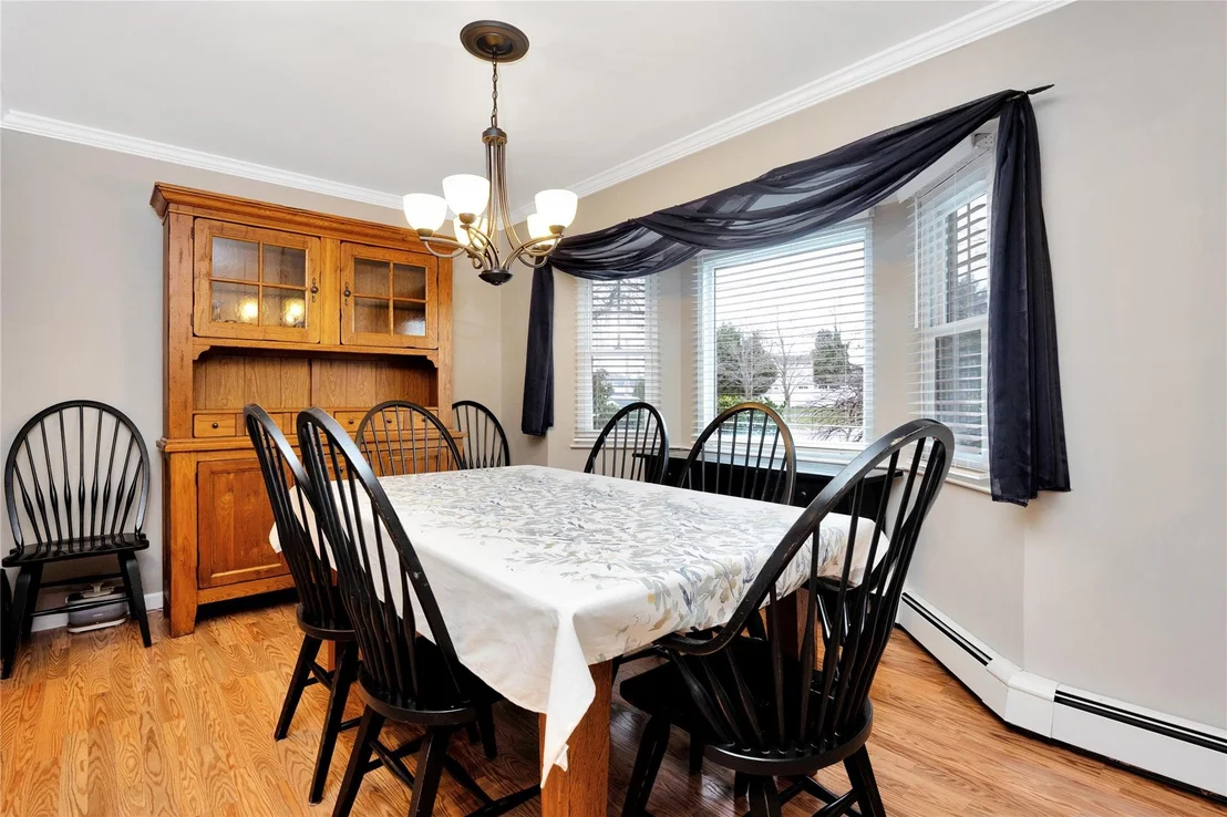 Photo of 4 Brooktree Circle