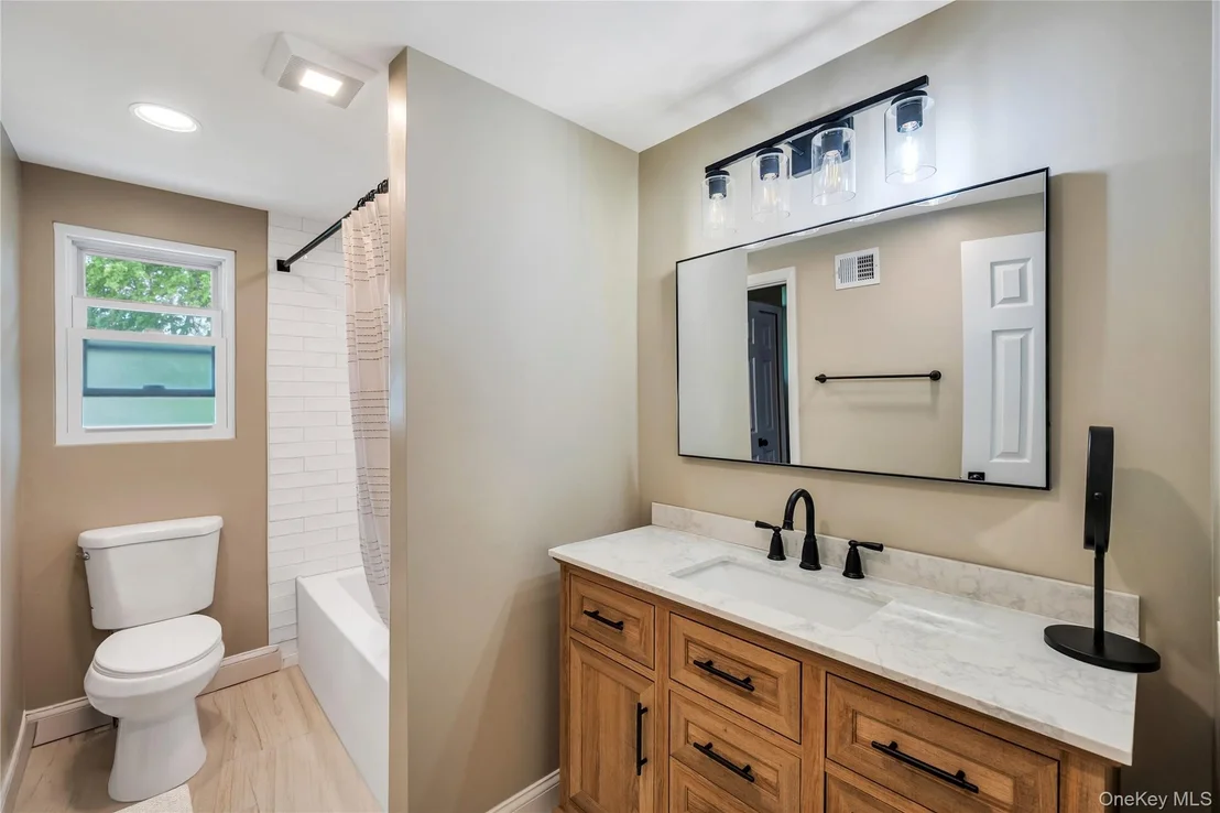 Photo of 55 Starfire Drive