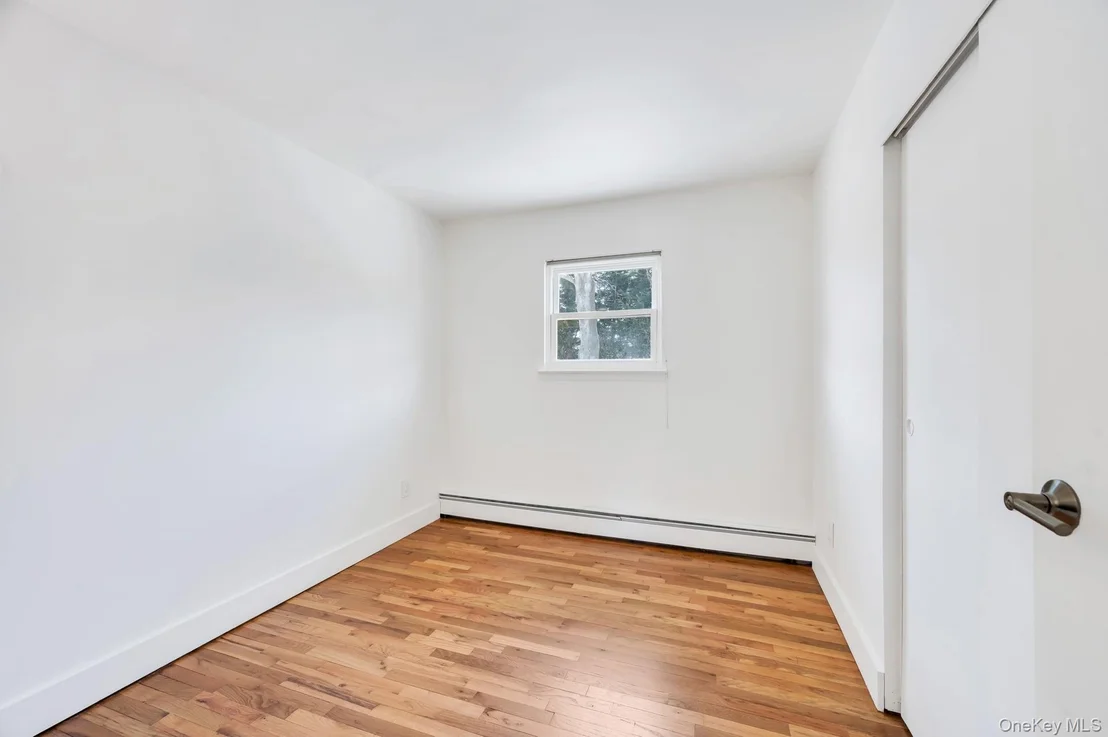 Photo of 10 Sutton Place