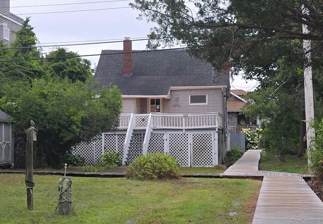 Photo of 54 Oak Beach Road