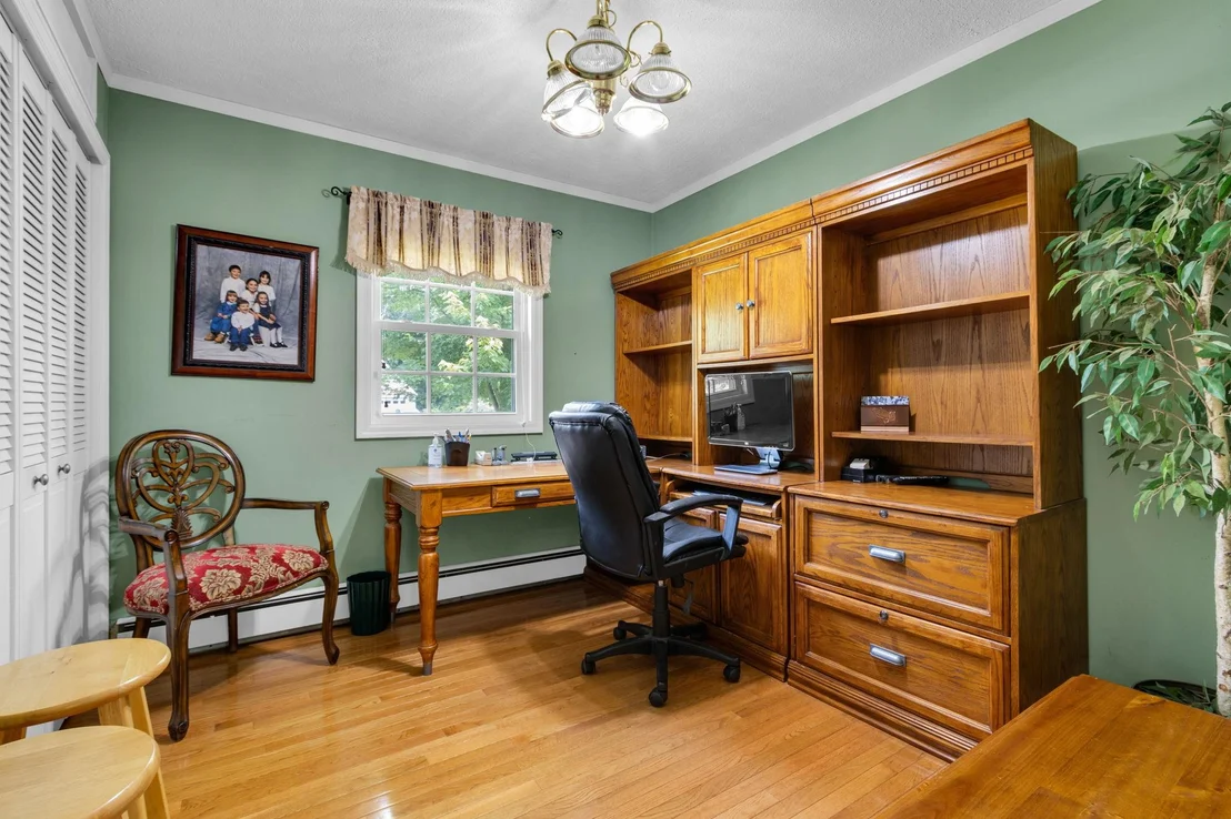 Photo of 42 Robin Drive