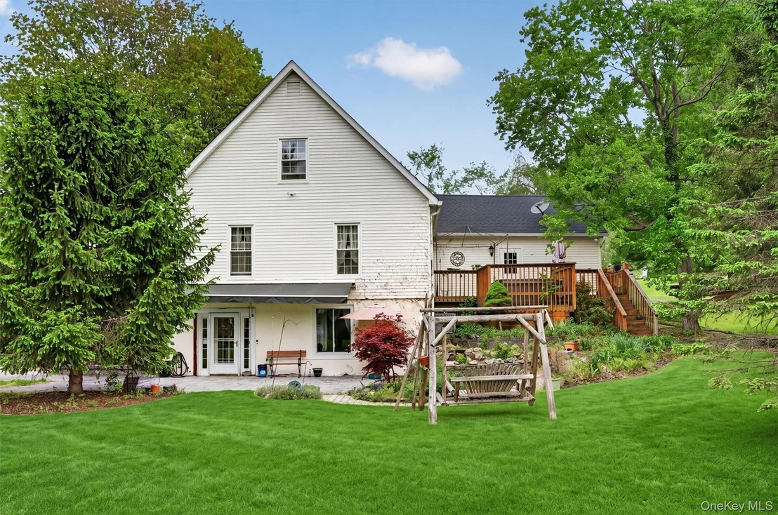 Photo of 48 Farries Avenue