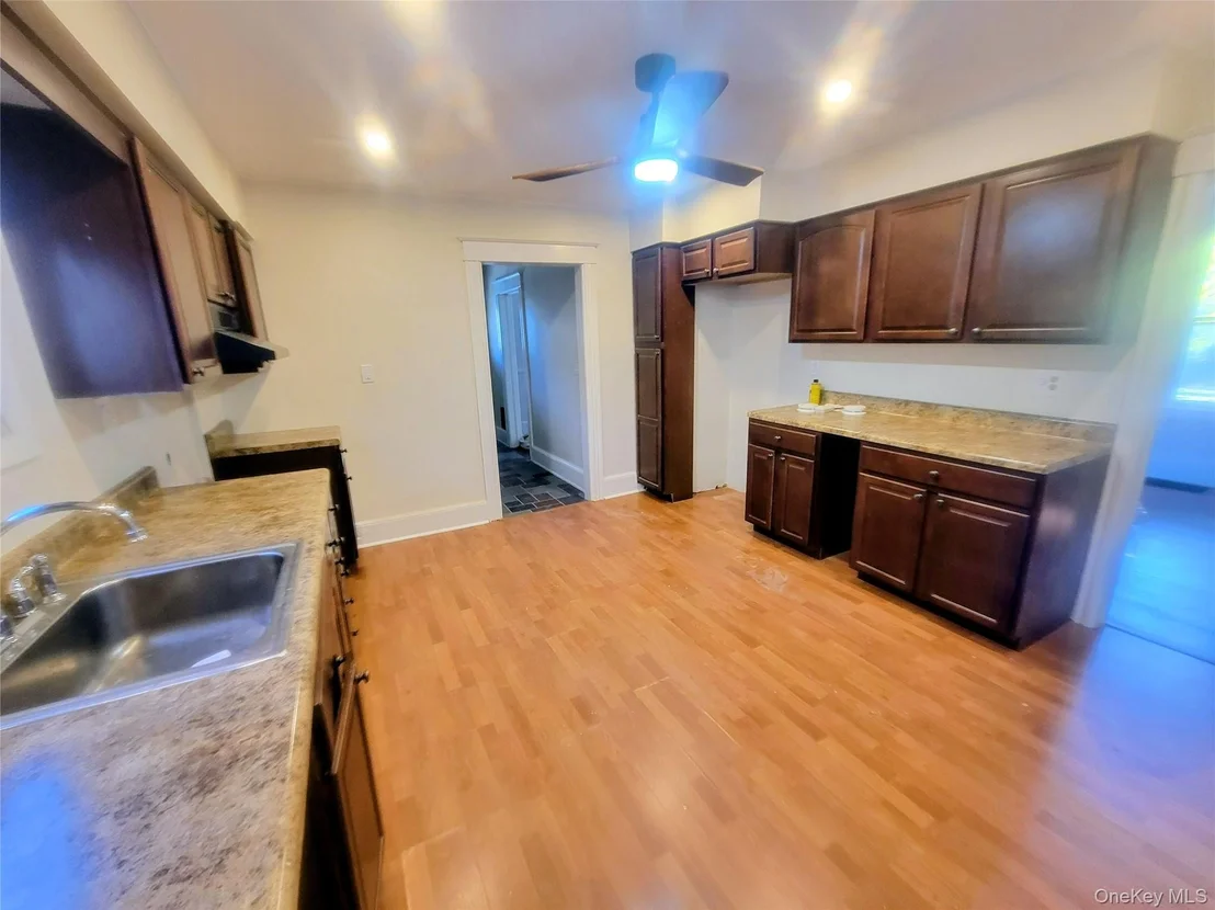 Photo of 29 Lewis Avenue