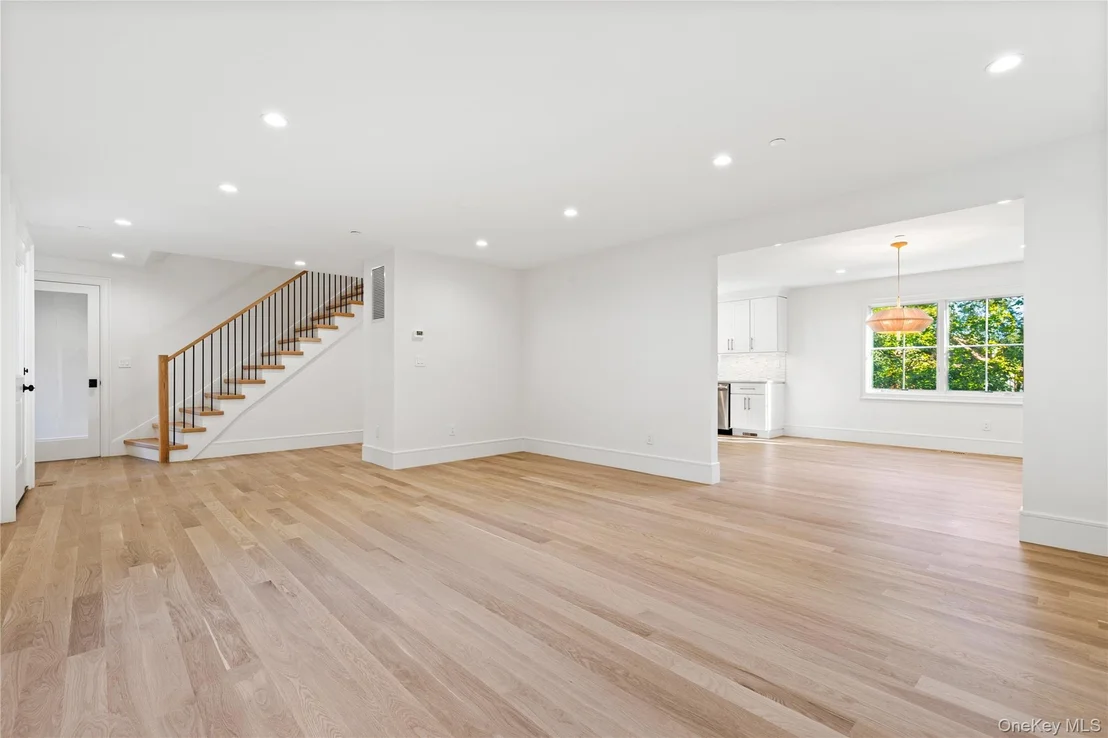 Photo of 19 Highland Park Place