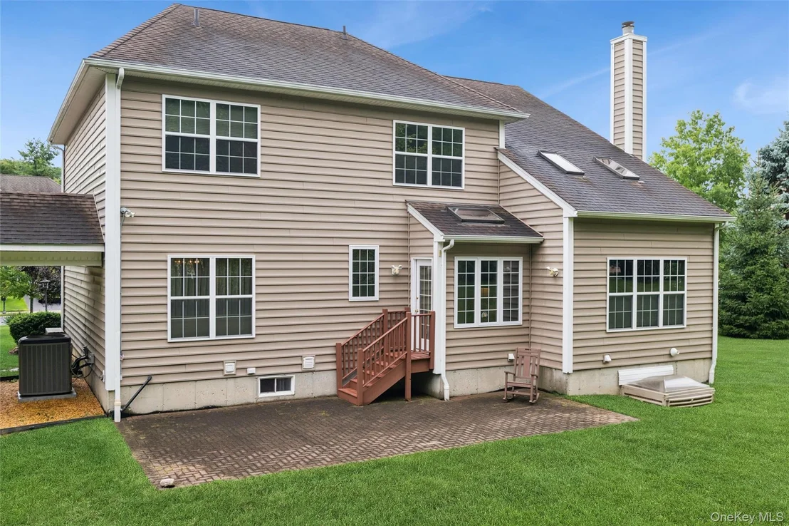 Photo of 415 Vassar Place