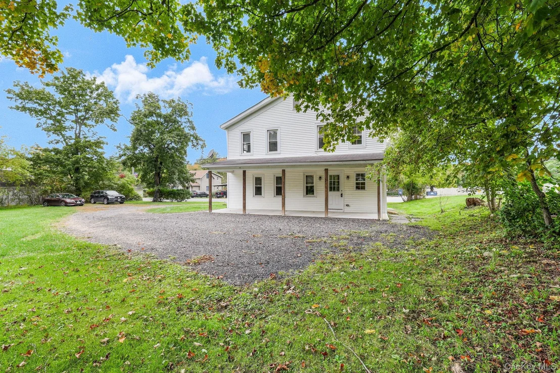 Photo of 708 Burlingham Road