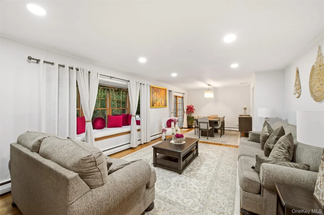 Photo of 19 Eckernkamp Drive