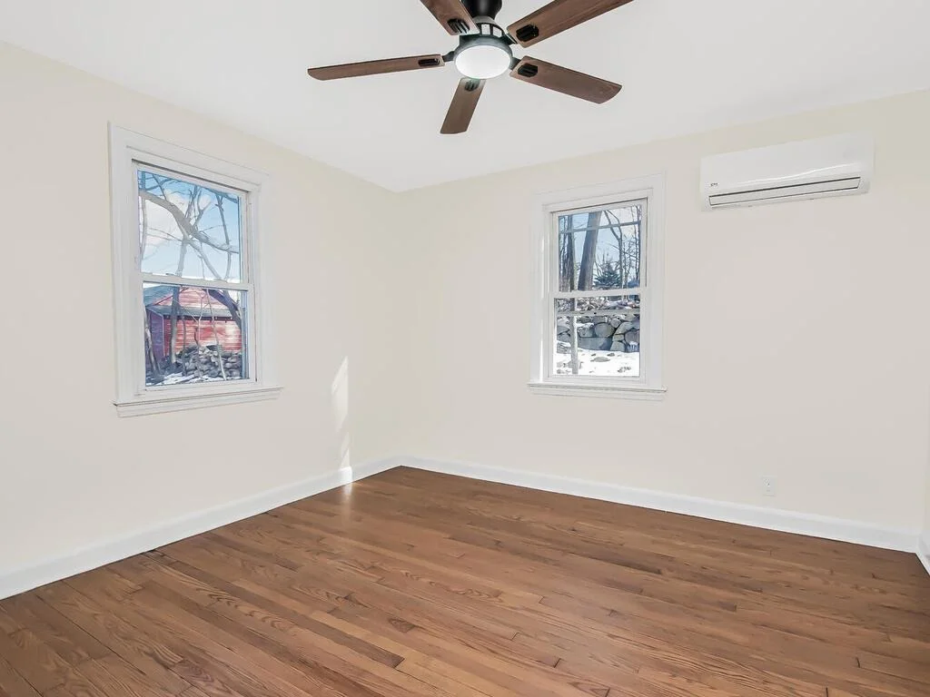 Photo of 2 Willow Avenue