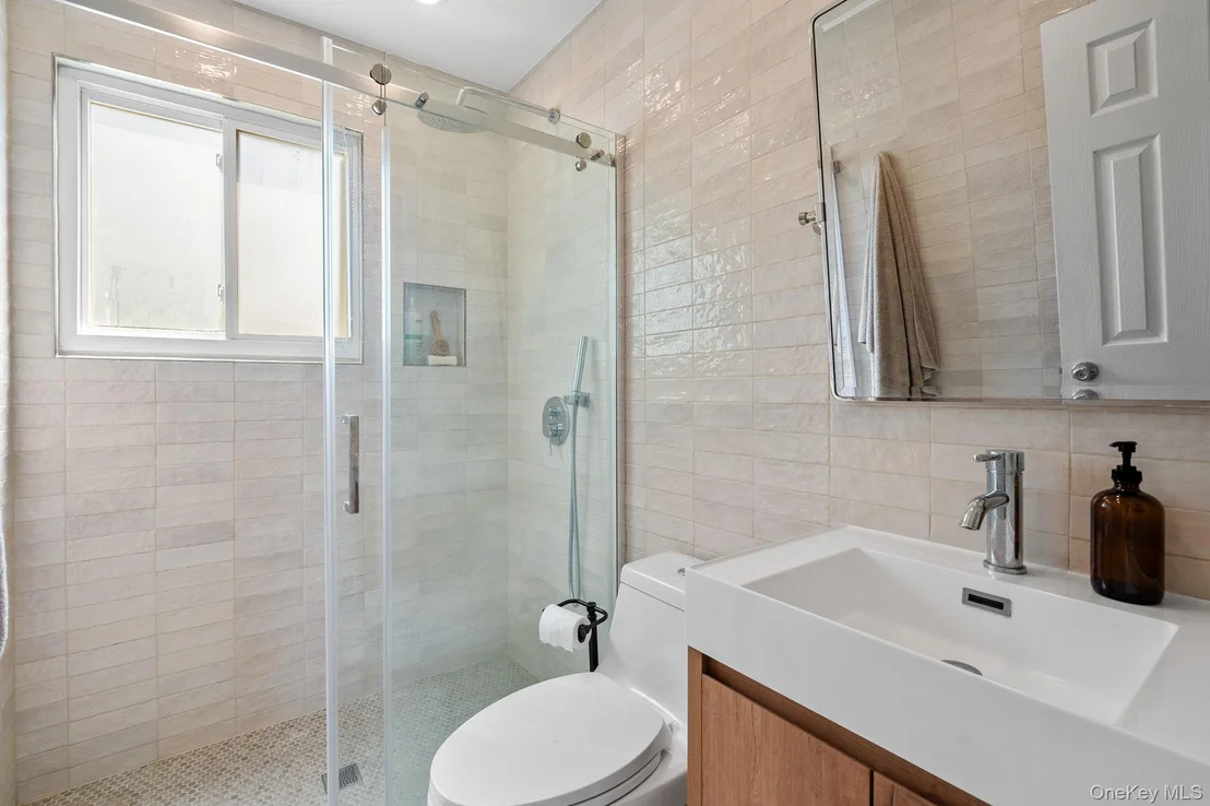 Photo of 12 Riverview Court