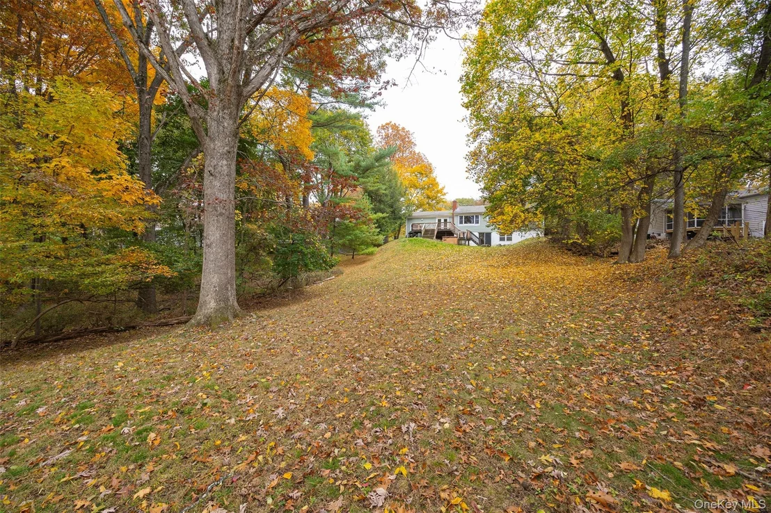 Photo of 19 Timberline Drive