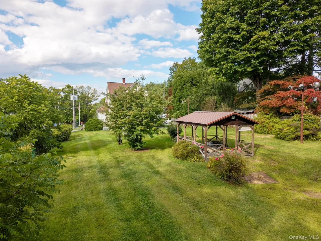 Photo of 23 Maple Street