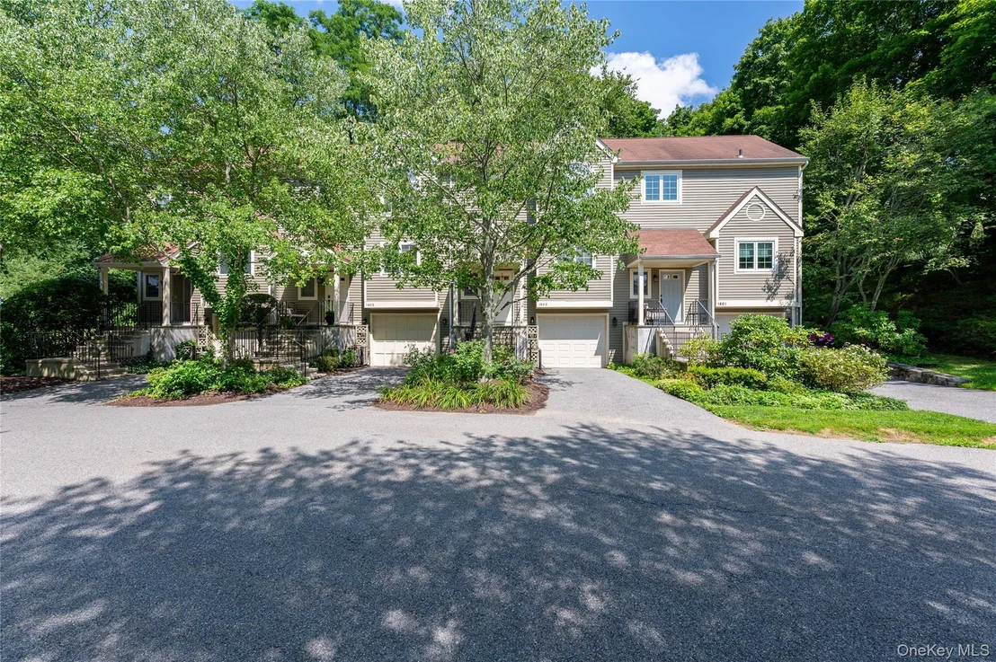 Photo of 1802 Regent Drive