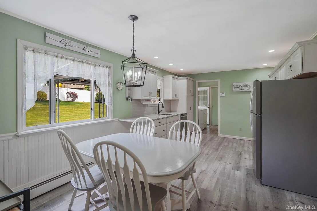 Photo of 86 Rustic Avenue