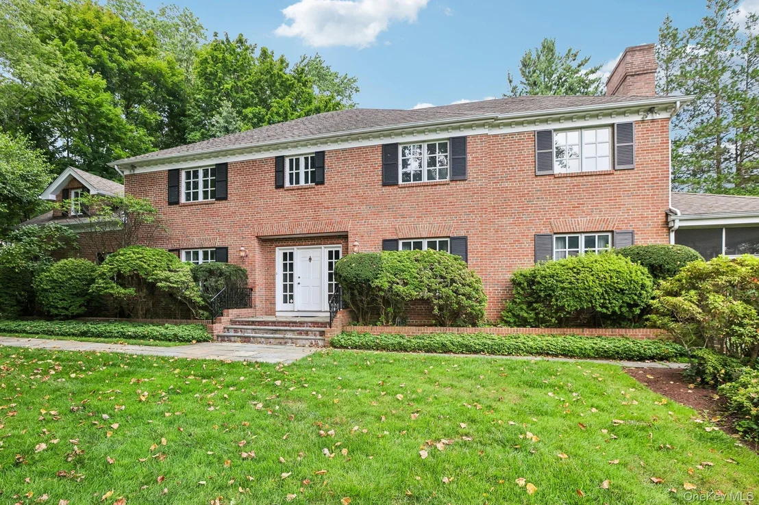 Photo of 90 Greenhaven Road