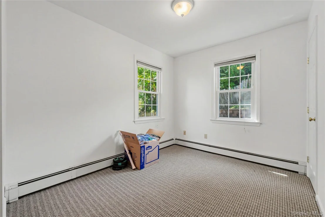 Photo of 684 Marion Avenue