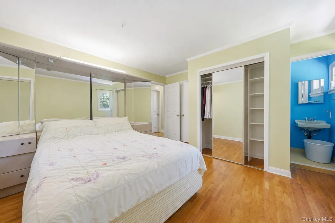 Photo of 785 Sequoia Drive