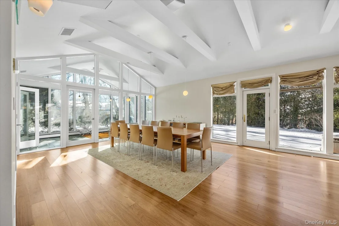 Photo of 20 Henhawk Road