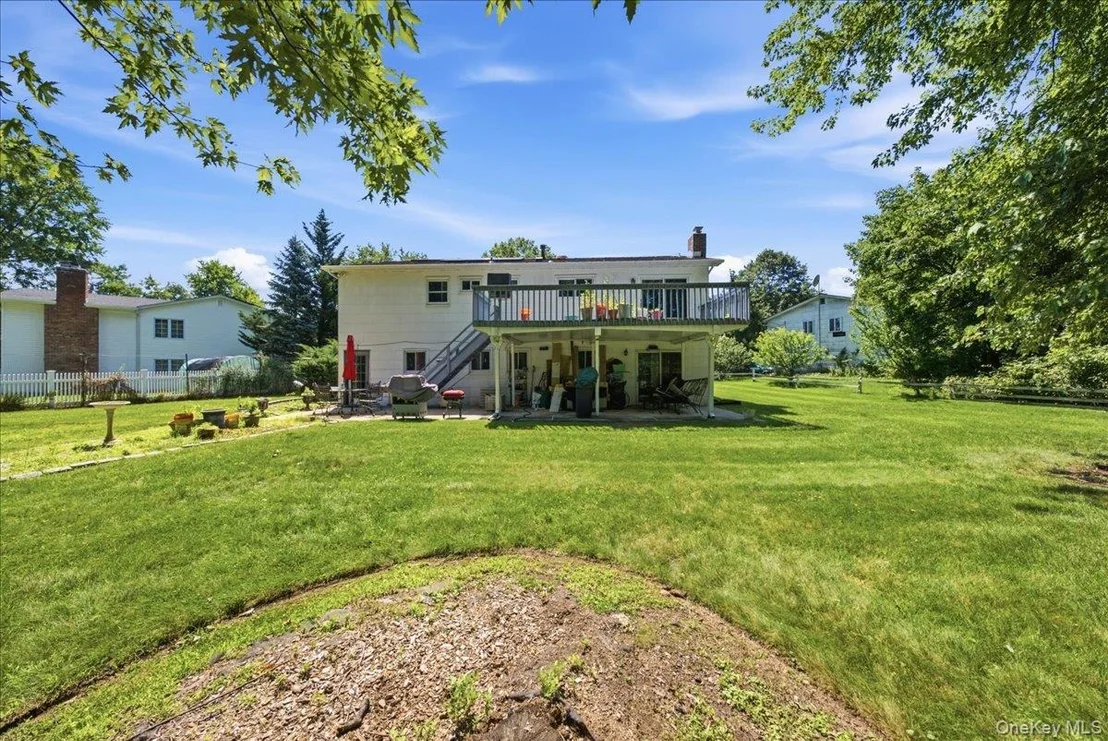 Photo of 785 Sequoia Drive