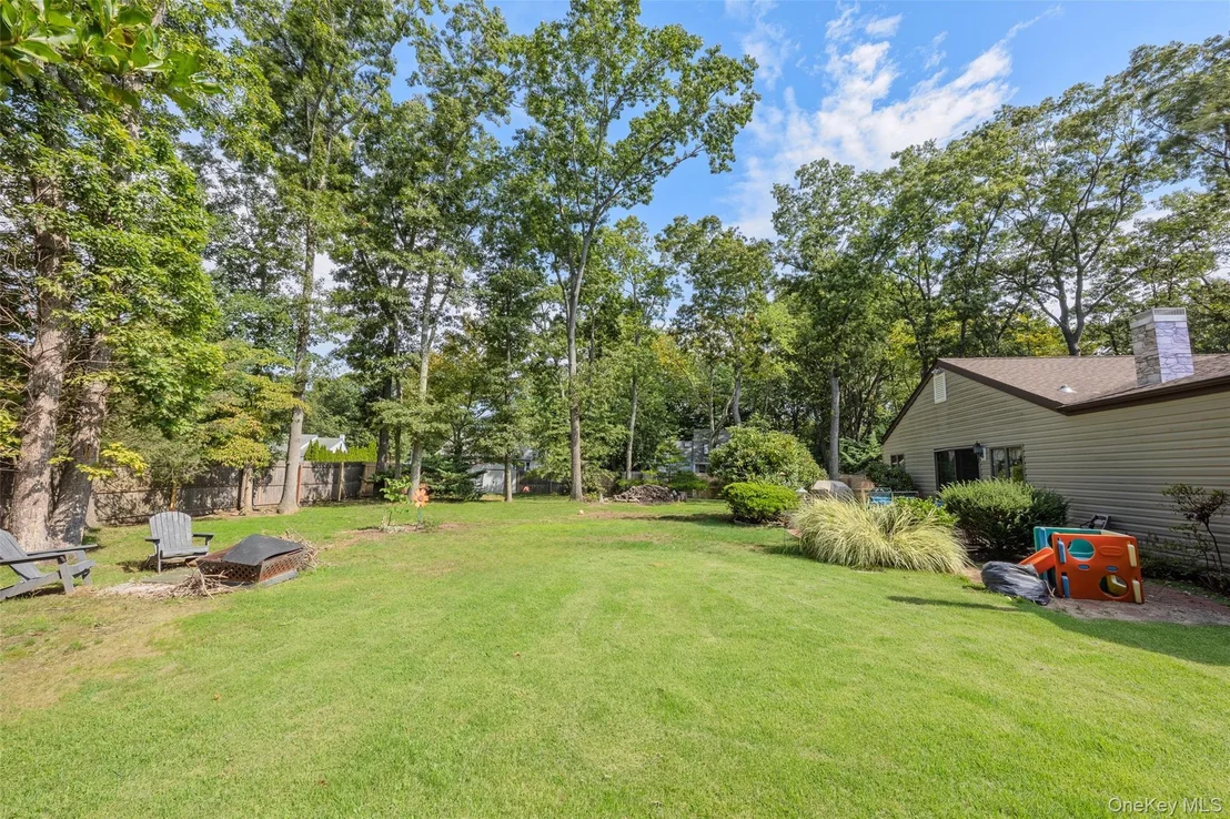 Photo of 24 Yosemite Lane