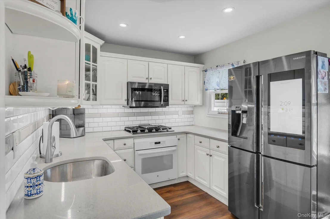 Photo of 92 Sequoia Way