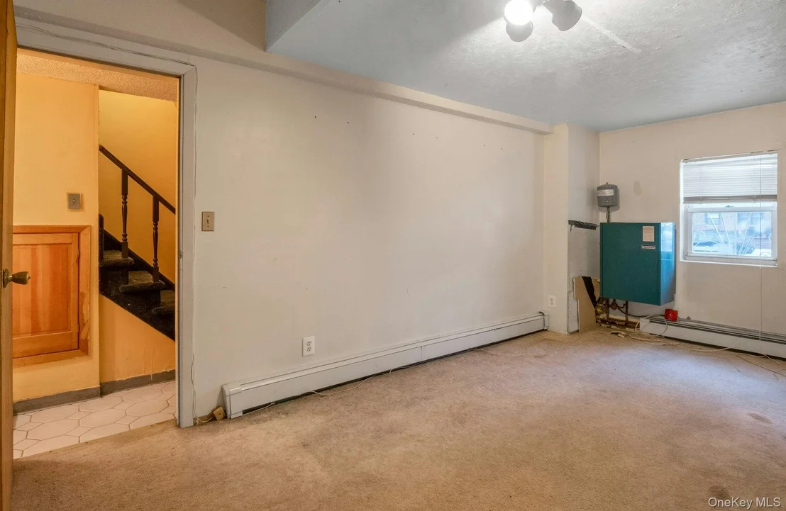 Photo of 1103 Stadium Avenue