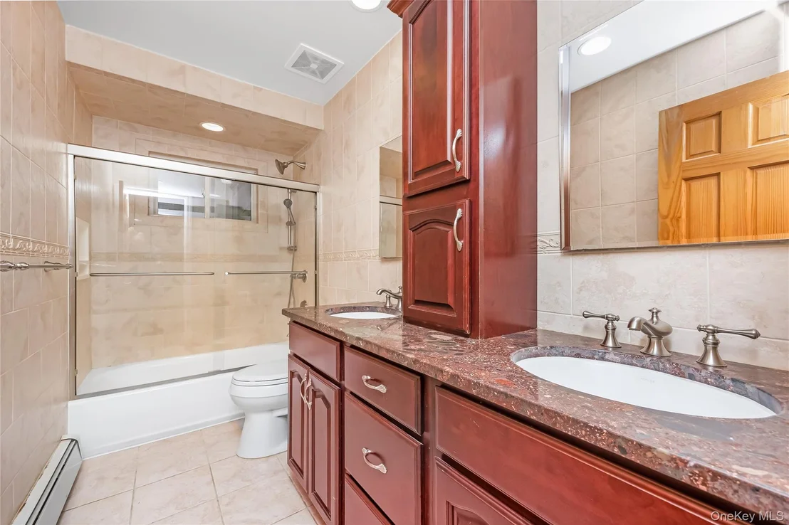Photo of 52 Voorhis Drive