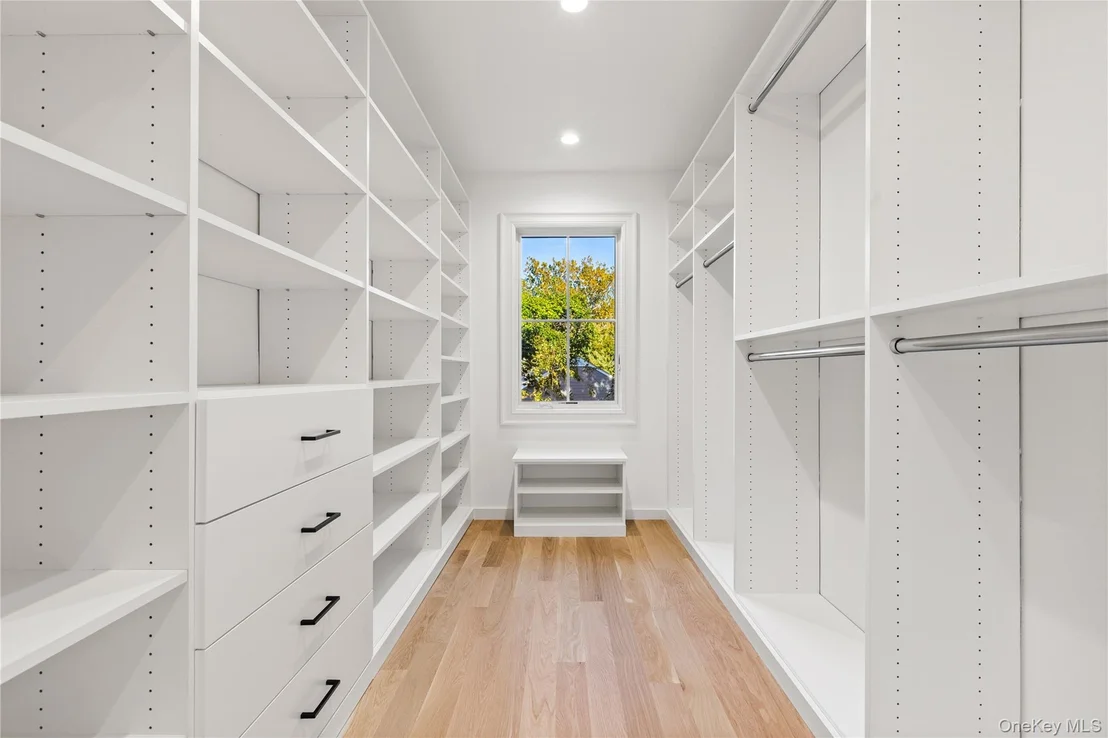 Photo of 19 Highland Park Place