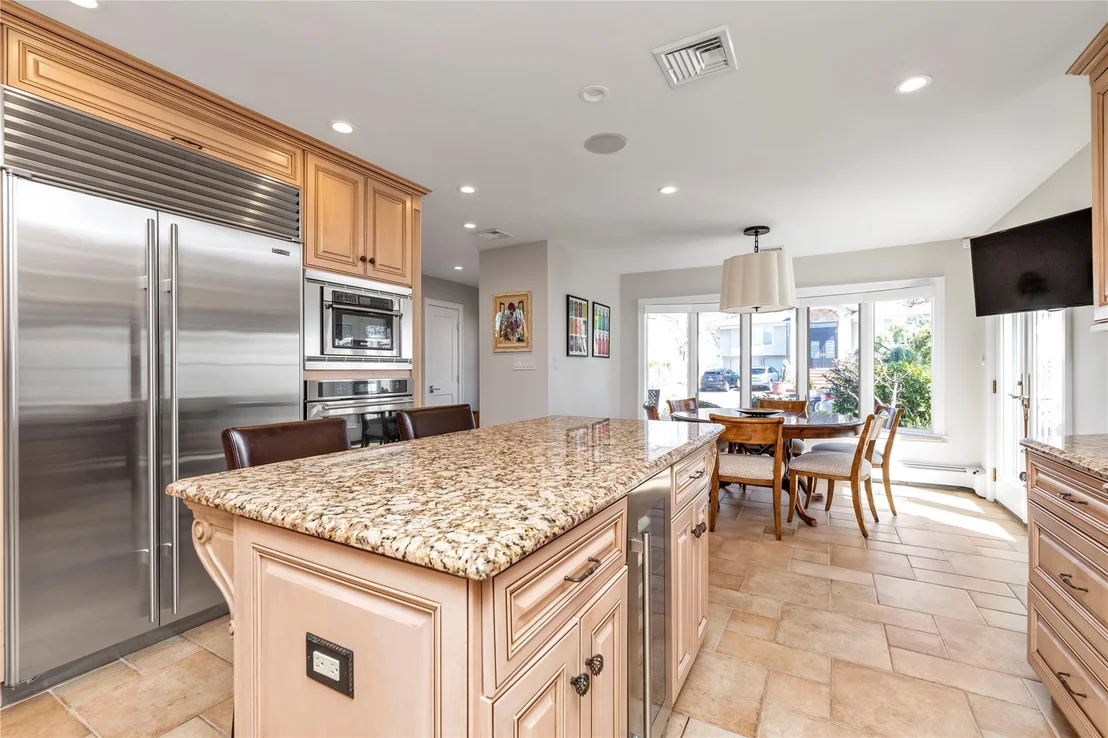 Photo of 2884 Joyce Lane