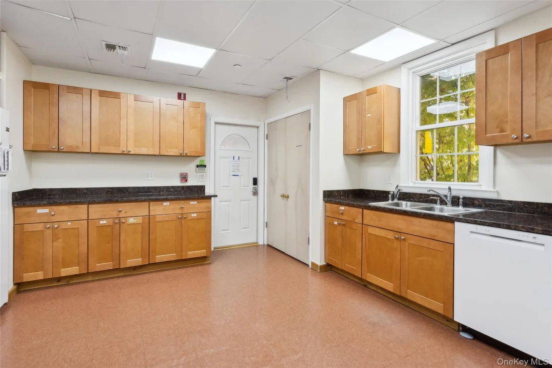 Photo of 58 Goose Hill Road